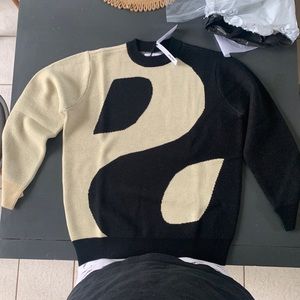 Palace Yin Yang Knot Sweater Cream/Black L